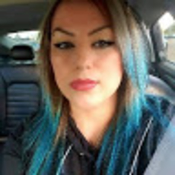 Meet your Posher, Pam - Picture 1 of 1